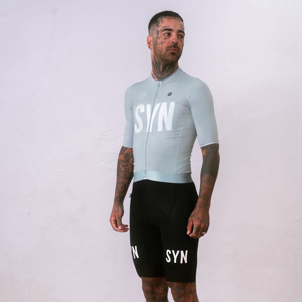 Padded Cycling Shorts - Gümüş grisi kısa kollu bisiklet forması